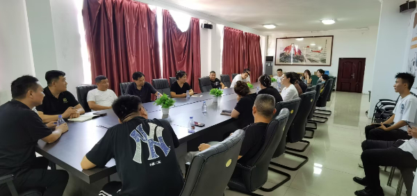 山東易谷助力蘭華國際家具城商戶揚帆出海，共謀跨境貿易新篇章